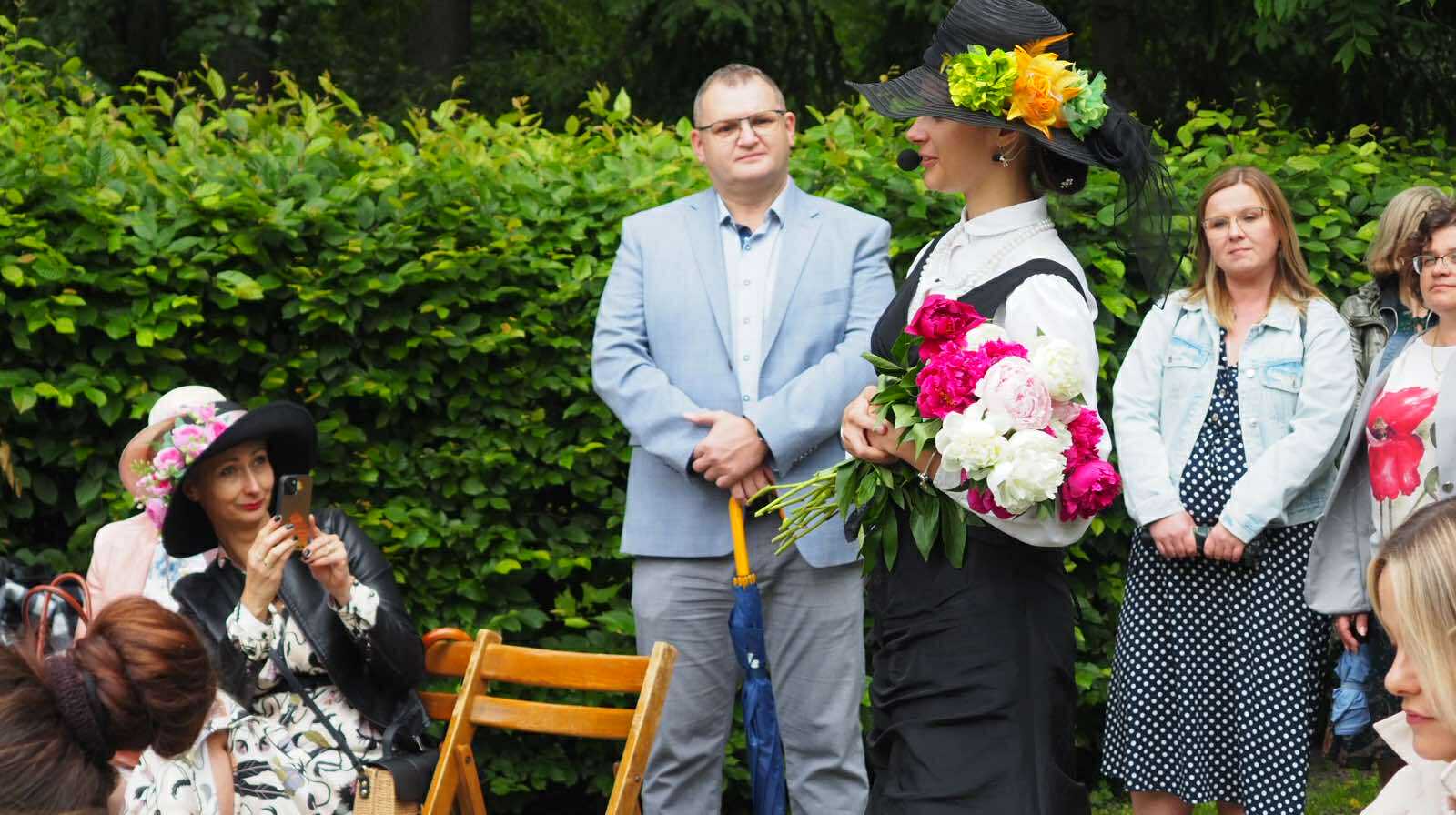 Zdjęcie Urodziny MK 2025 (17)d3b9a40e-42d5-49fd-b253-00bc909a3089.jpeg w galerii Urodziny patronki II LO na Sądeckich Plantach